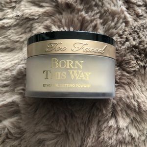Two Faced Born This Way Setting Powder